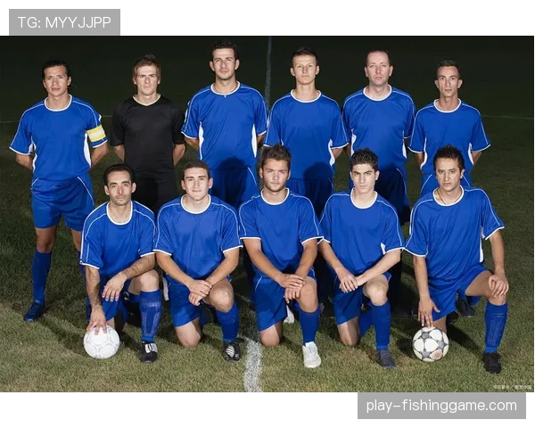 历史回顾:追溯2010年前后,西甲球队从区域盯人到整体压迫的战术演变